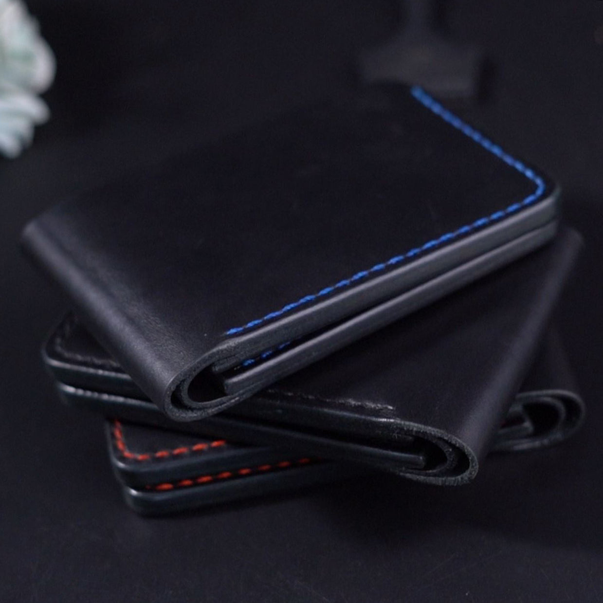 Top Grain Leather Wallet for Men | Handmade Bifold Wallet | Ultra Strong Stitching | Multiple Card Slots | Gift for Him | Groomsmen